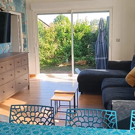 Maison 100m2 Au Coeur De Holiday home Dosches