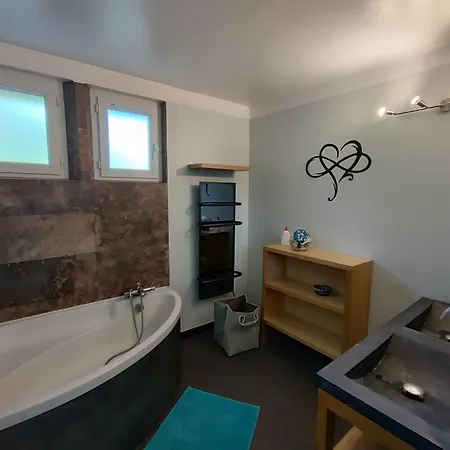 Maison 100m2 Au Coeur De Dosches